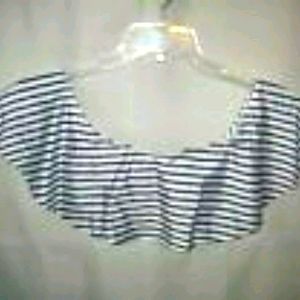 Cupshe women's flounce bikini top